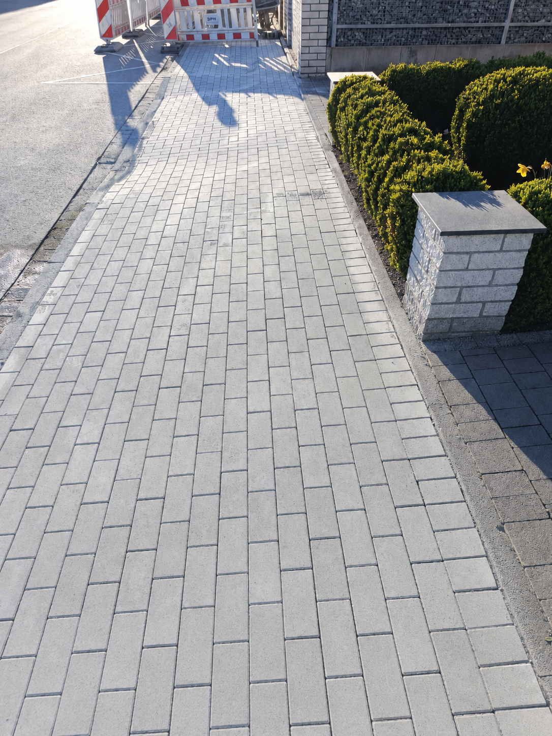 Tiefbauarbeiten an einer Straße